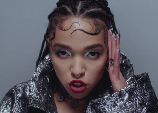 FKA twigs -­ Glass & Patron